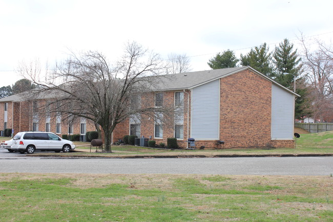 Willow Creek Apartments in Bells, TN - Building Photo - Building Photo