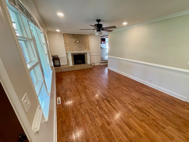 21 Opal St in Cartersville, GA - Building Photo - Building Photo