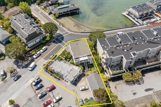 7 Beach Rd in Belvedere Tiburon, CA - Building Photo - Building Photo