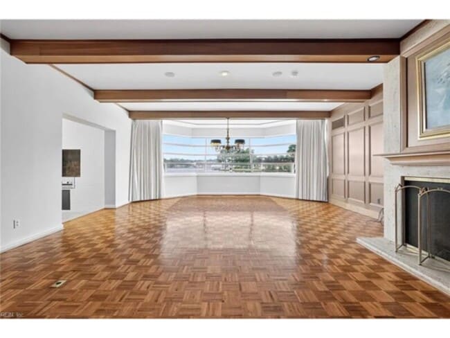 1401 Linlier Dr in Virginia Beach, VA - Building Photo - Building Photo