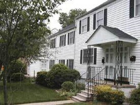 1092 Nichols Dr in Raleigh, NC - Building Photo