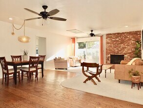 313 College Park Dr in Seal Beach, CA - Building Photo - Building Photo