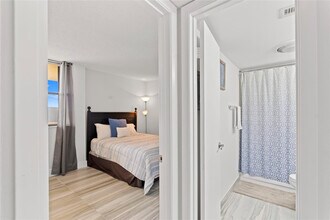 1850 Homewood Blvd in Delray Beach, FL - Foto de edificio - Building Photo