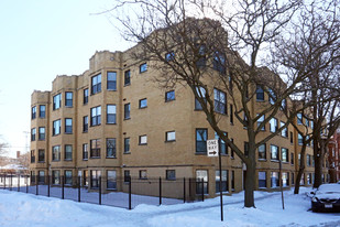 2719-2721 W Gunnison St Apartments