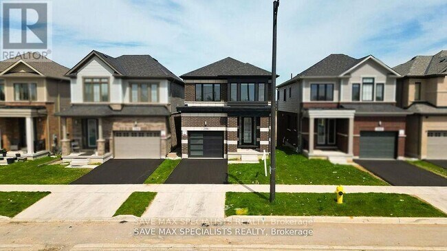 298 Newman Dr in Cambridge, ON - Building Photo - Building Photo