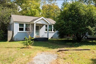 4110 Rockdale Ave in Nashville, TN - Building Photo