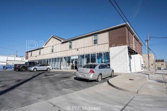 1702W W Michigan St in Indianapolis, IN - Building Photo - Building Photo