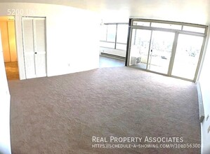 5200 University Way NE in Seattle, WA - Building Photo - Building Photo