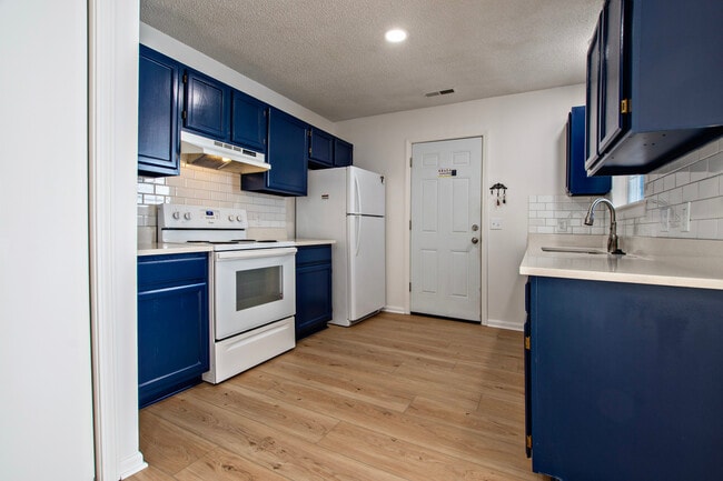 property at 1412 E 21st Terrace