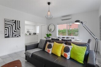 515 NE 82nd St in Miami, FL - Building Photo - Building Photo