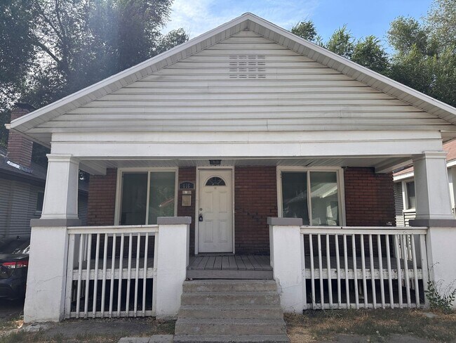 616 Harmony Ct in Salt Lake City, UT - Building Photo - Building Photo