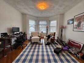 809 Washington St in Brookline, MA - Building Photo