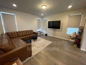 7359 Hunter Jumper Dr in Colorado Springs, CO - Building Photo - Building Photo