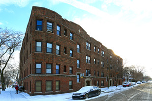 7622 N Sheridan Rd Apartments