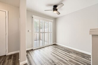 503 Amber Sunset St in Henderson, NV - Building Photo - Building Photo