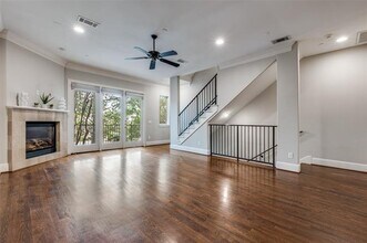4502 Holland Ave in Dallas, TX - Building Photo - Building Photo
