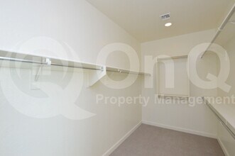 953 W Yellowstone Way in Chandler, AZ - Building Photo - Building Photo