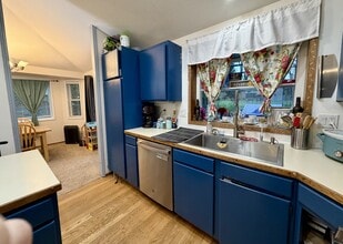 1030 NE Coco Ct in Bremerton, WA - Building Photo - Building Photo