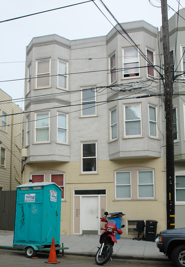 824-830 Greenwich St in San Francisco, CA - Building Photo - Building Photo