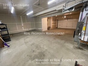 12331 Gregg Ln in Anchorage, AK - Building Photo - Building Photo