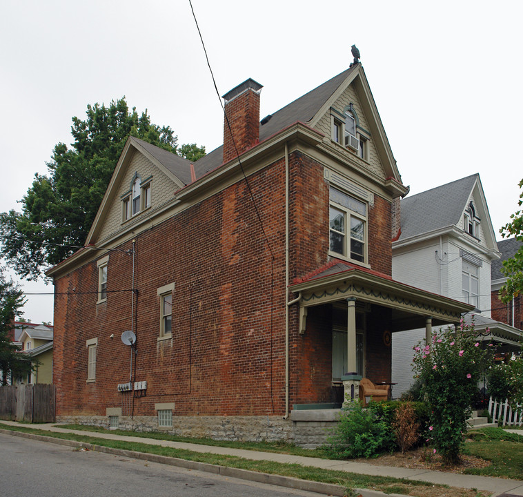 202 Sterrett Ave in Covington, KY - Building Photo