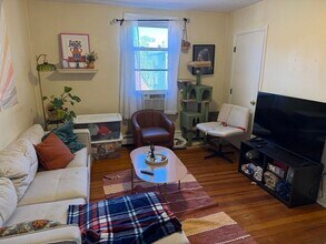 60 Pleasant St in Cambridge, MA - Building Photo - Building Photo