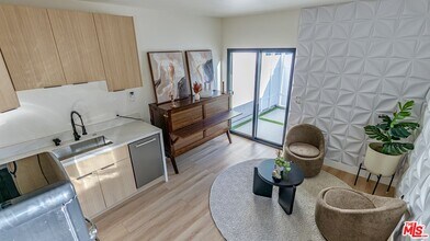 22454 Dolorosa St in Los Angeles, CA - Building Photo - Building Photo