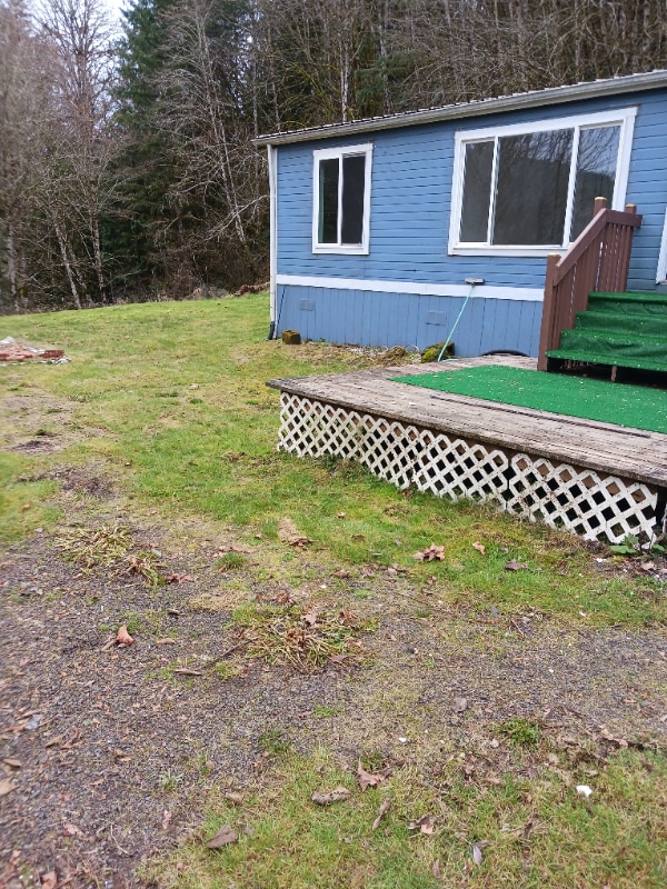 299 Fallert Rd in Kalama, WA - Building Photo - Building Photo