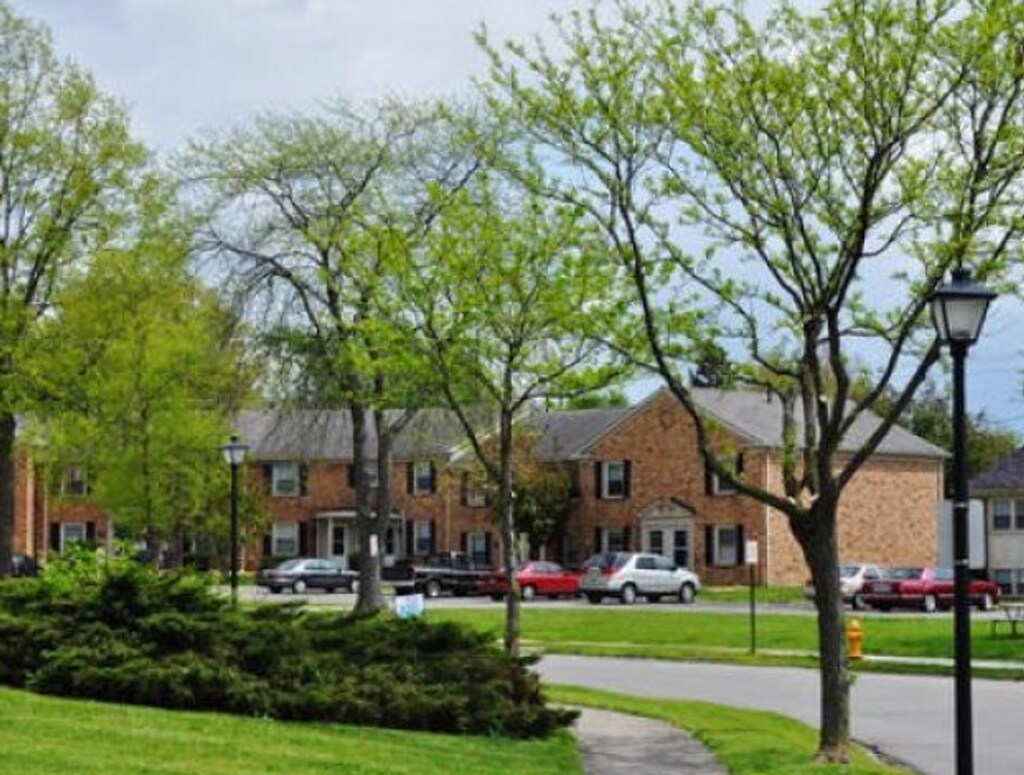 Stratford Place Fort Wayne, IN Apartments