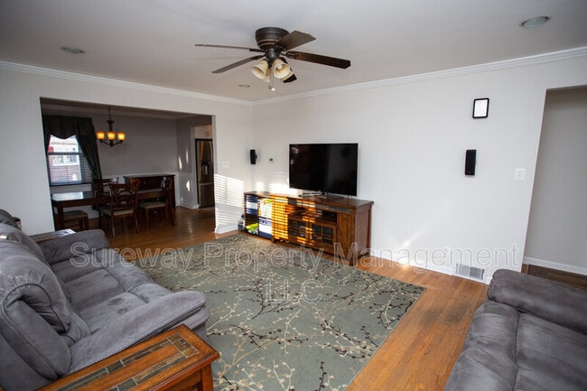 112 W Taunton Ave in Berlin, NJ - Building Photo - Building Photo