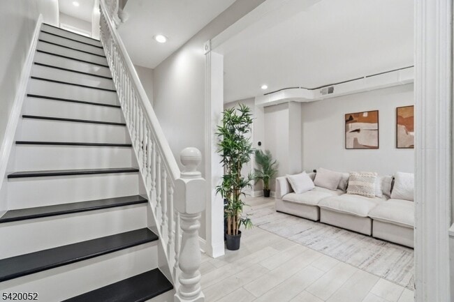 87 Madison Ave in Newark, NJ - Building Photo - Building Photo