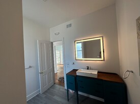 2567 Bank St in Louisville, KY - Building Photo