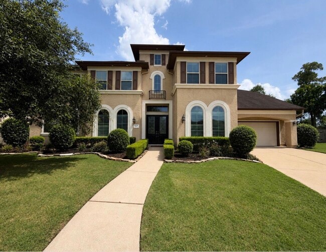property at 5423 Lachlan Springs Ln