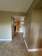 941 Coral Club Dr in Coral Springs, FL - Foto de edificio - Building Photo