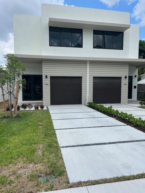740 NW 24th Ct in Miami, FL - Foto de edificio - Building Photo