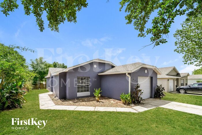 7439 Groveoak Dr in Orlando, FL - Building Photo