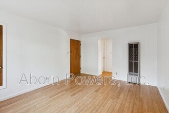 2715 D St in Sacramento, CA - Building Photo - Building Photo