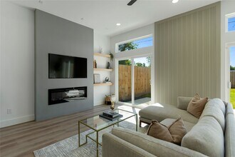 3115 Armada Dr in Houston, TX - Building Photo - Building Photo