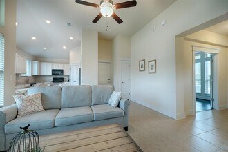 10502 Larue Pass in Austin, TX - Building Photo - Building Photo