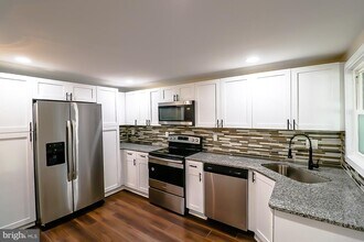 427 Highland Ave in Winchester, VA - Building Photo - Building Photo