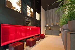 300 E 23rd St in New York, NY - Building Photo
