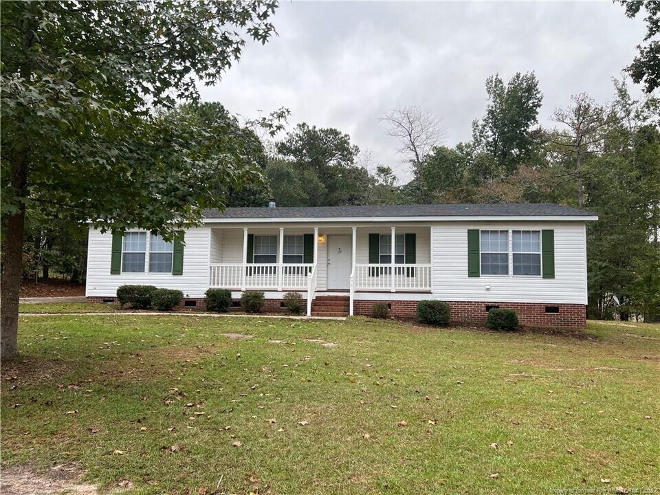 129 Box Elder Terrace in Cameron, NC - Building Photo