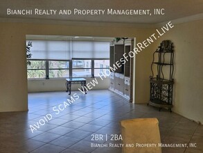 2436 Rhodesian Dr in Clearwater, FL - Building Photo - Building Photo