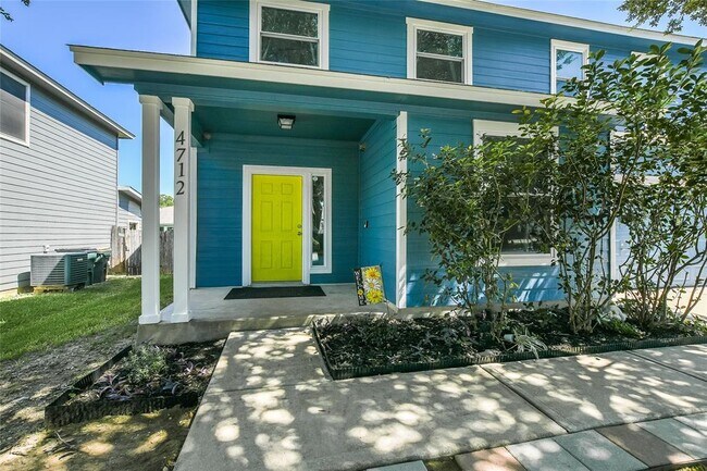 4712 Lake George Ln in Austin, TX - Building Photo - Building Photo