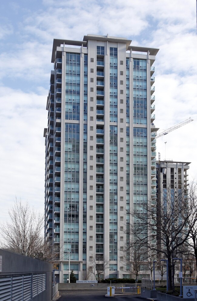 Cosmo Condos in Toronto, ON - Building Photo - Building Photo