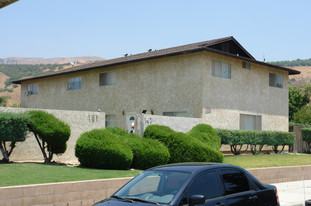 147 Sespe Ave Apartments