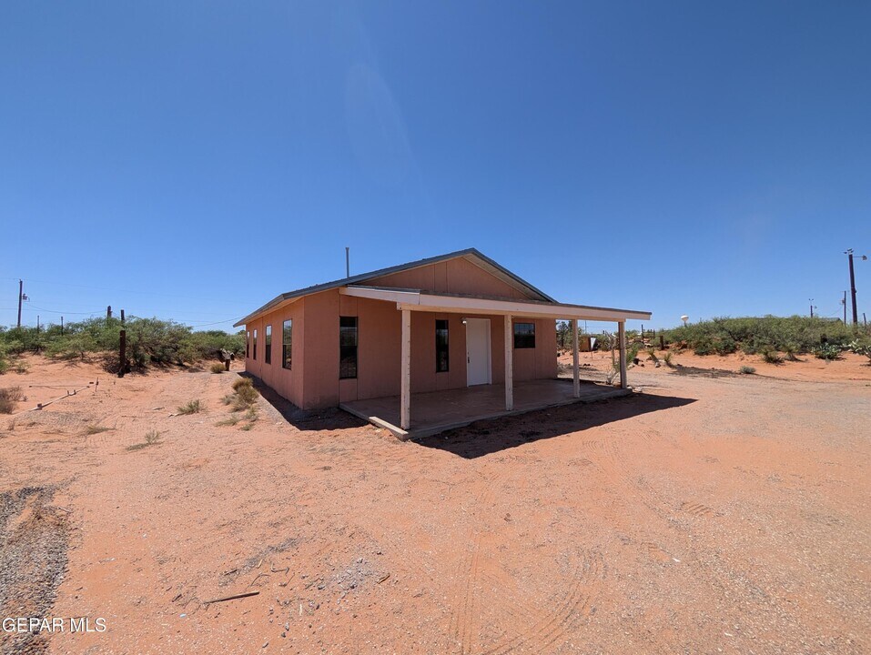 13918 Wild Flower Dr in El Paso, TX - Building Photo