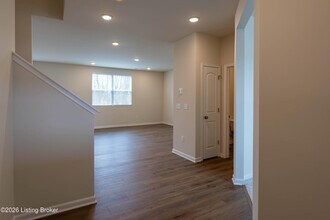 2023 Lyndon Green Cir in Lyndon, KY - Building Photo - Building Photo