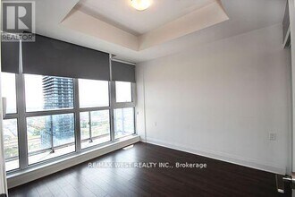 15 Zorra St in Toronto, ON - Building Photo - Building Photo