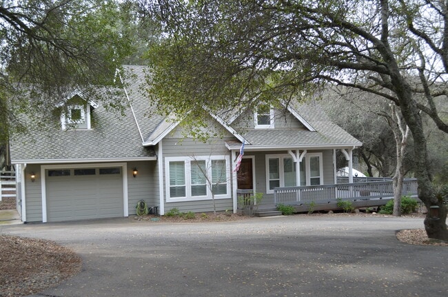 property at 2111 Deer Valley Rd